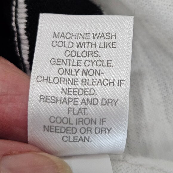 J. Jill Black & White Textured Striped Pullover Sweater Top Medium Casual Office - Picture 11 of 11